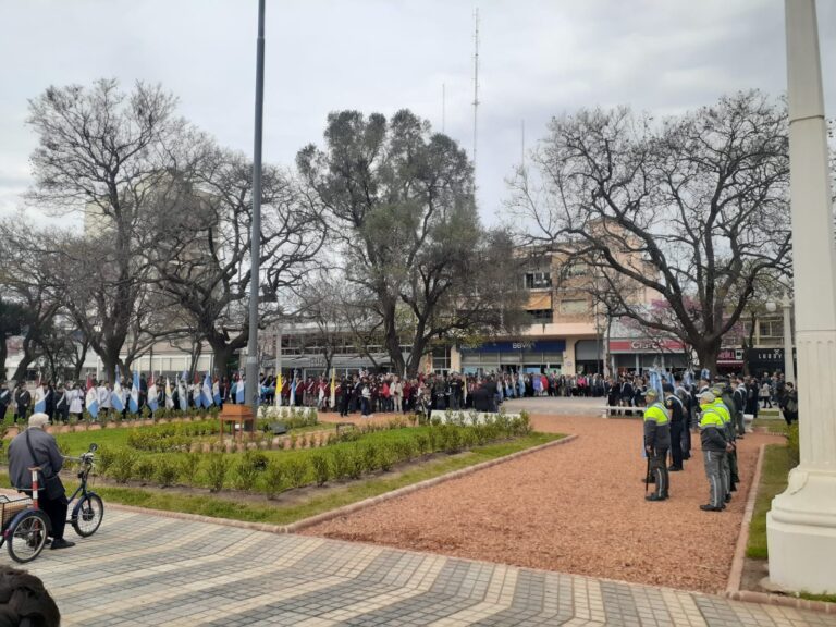 reinauguracion plaza centenario