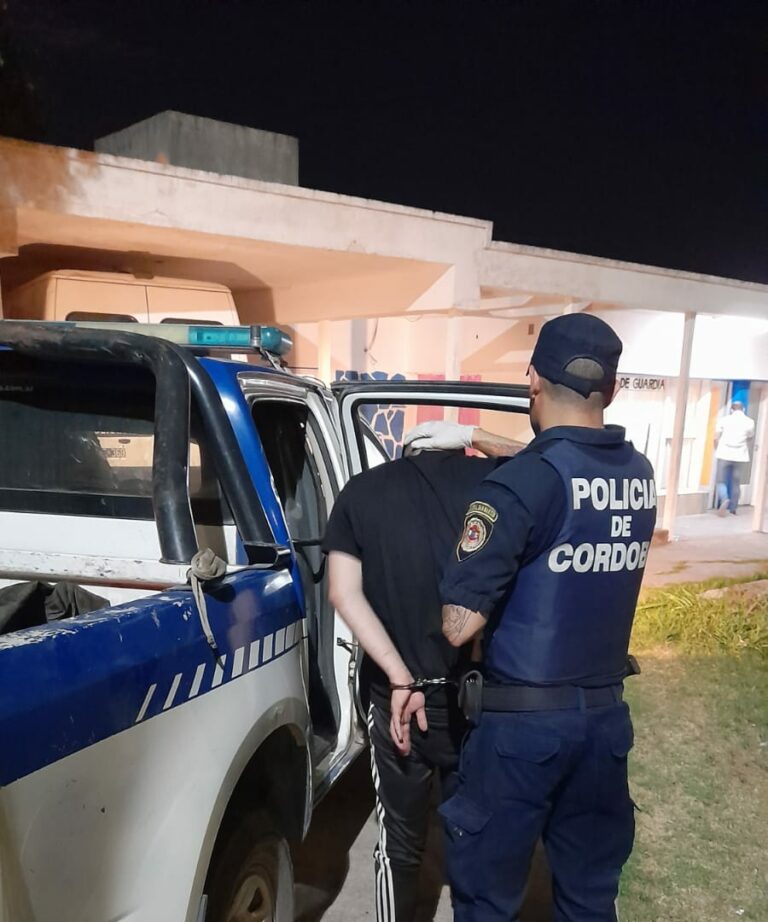 policial detenido