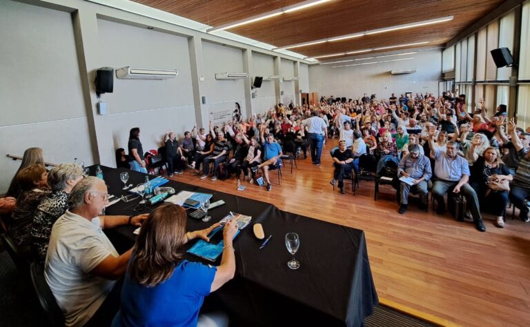2879-1553-100423-asamblea-10-de-abril