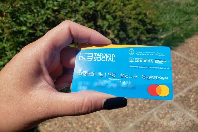 tarjeta social