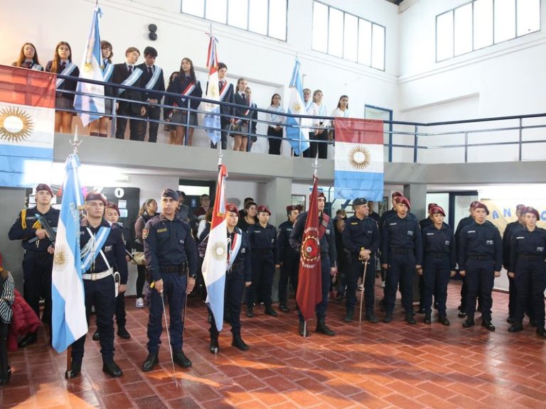 policias