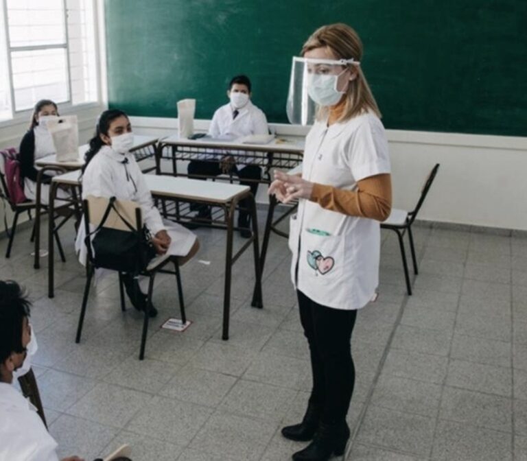 149693-boicot-20vacunaci-c3-b3n-20docentes-20lopez