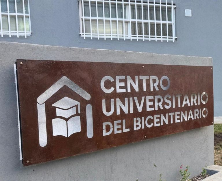 centro universitario villa nueva
